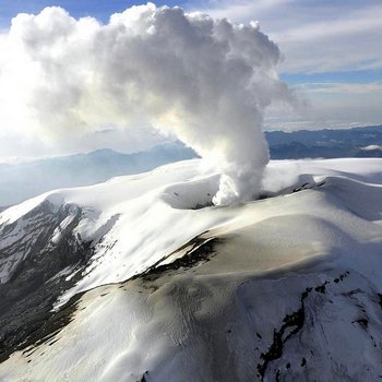 Nevado del Ruiz3_tn